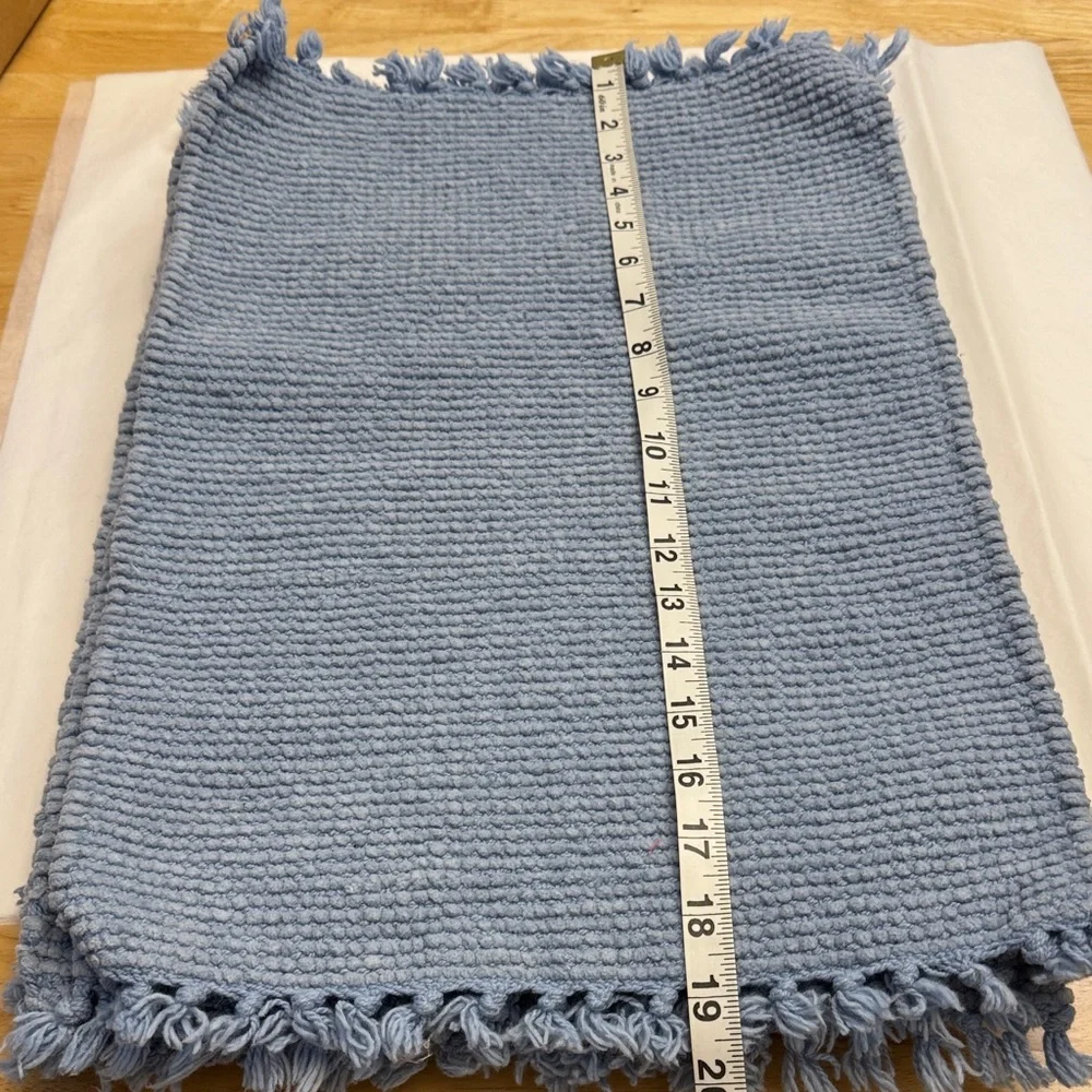 Set of 8 Blue Woven placemats , heavyweight reversible fabric, excellent